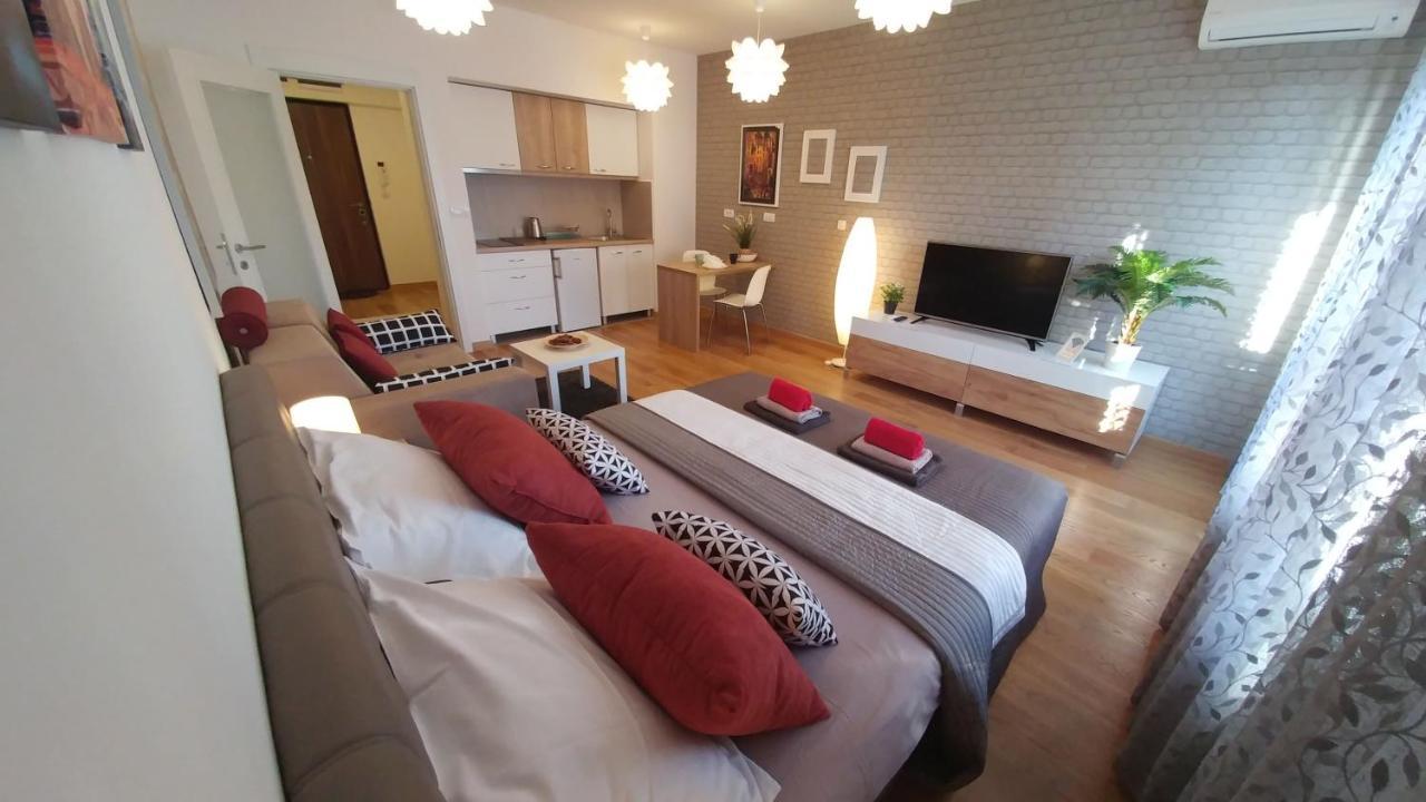 Apartments Delta A Blok - Savada بلغراد المظهر الخارجي الصورة
