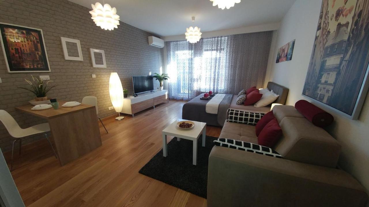 Apartments Delta A Blok - Savada بلغراد المظهر الخارجي الصورة